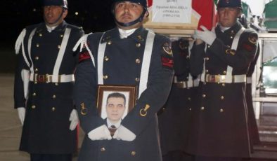 Jandarma Pilot Kıdemli Albay Adalıoğlu, helikopter pervanesinin çarpması sonucu şehit oldu (2)