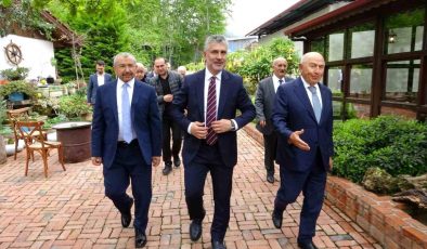 Nihat Özdemir, AK Parti Trabzon Milletvekili Adayı Yılmaz Büyükaydın’a destek verdi